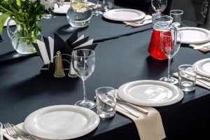 Restaurant Laundry Black And White Table Setting 300X200